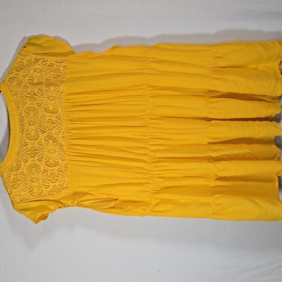 Torrid Yellow Rayon and Lace Blouse Size 1X - Picture 5 of 8
